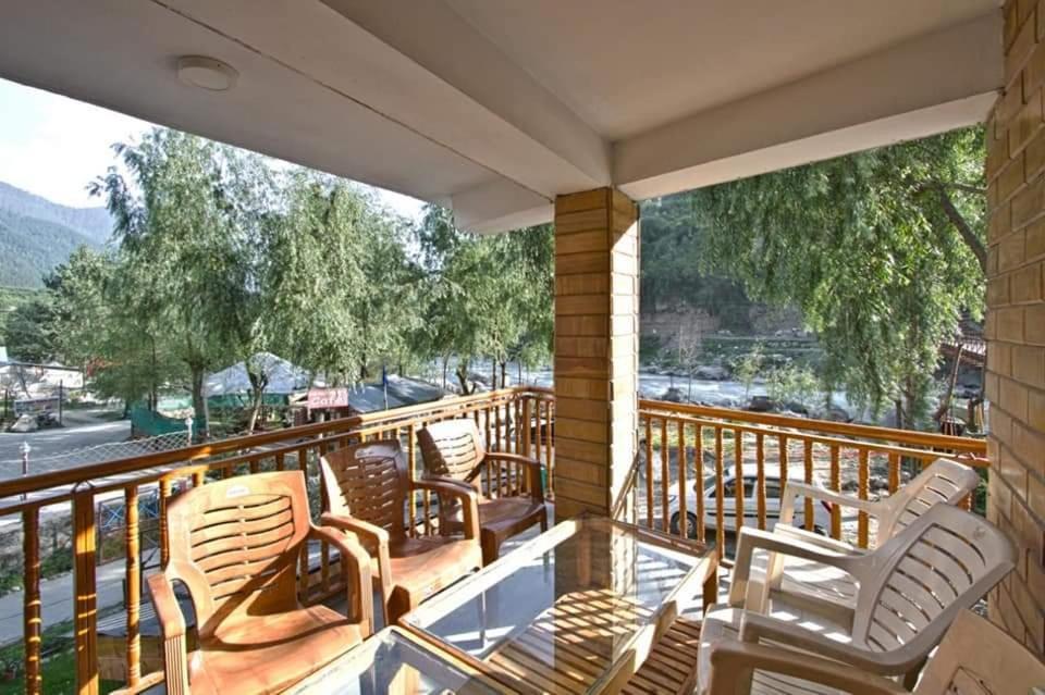 Himalayan Riverside Resort, Manali Dış mekan fotoğraf