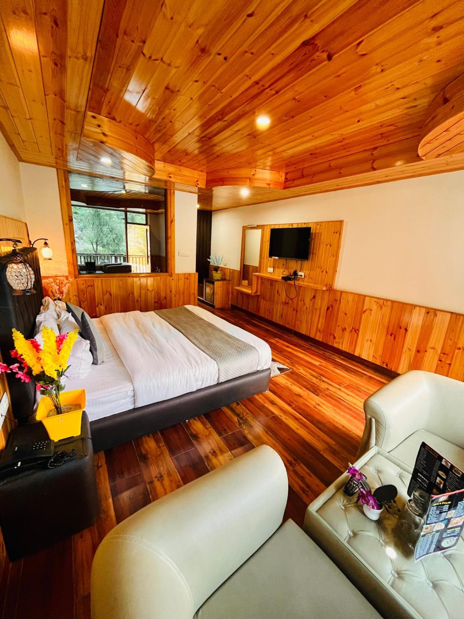 Himalayan Riverside Resort, Manali Dış mekan fotoğraf