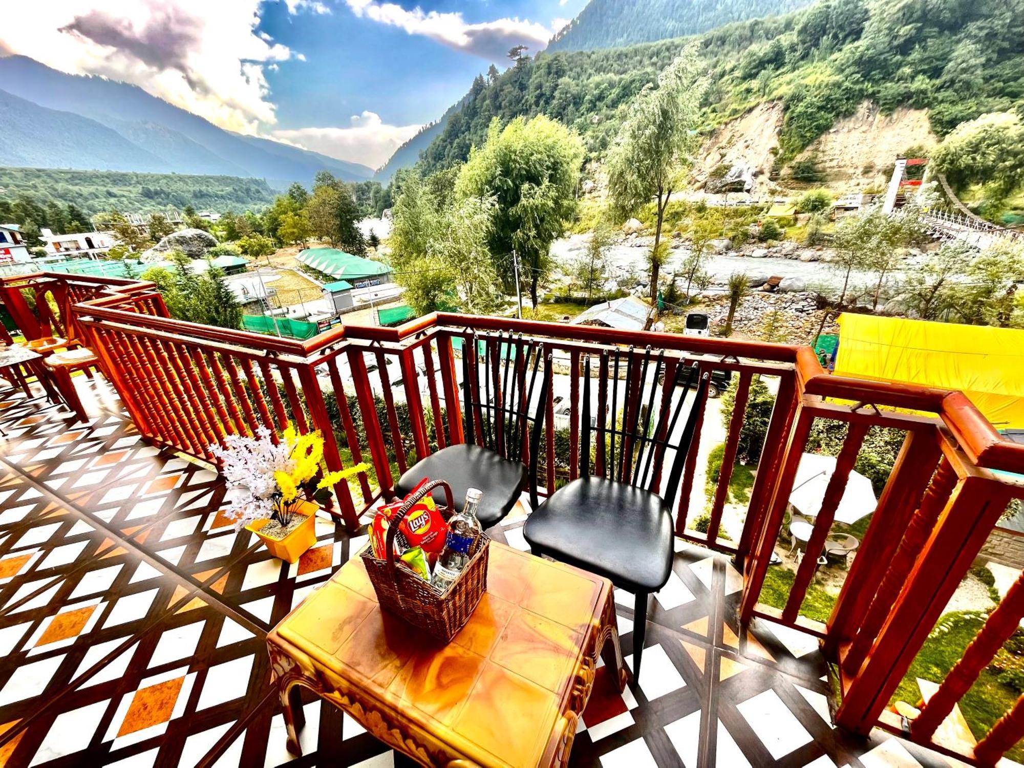 Himalayan Riverside Resort, Manali Dış mekan fotoğraf