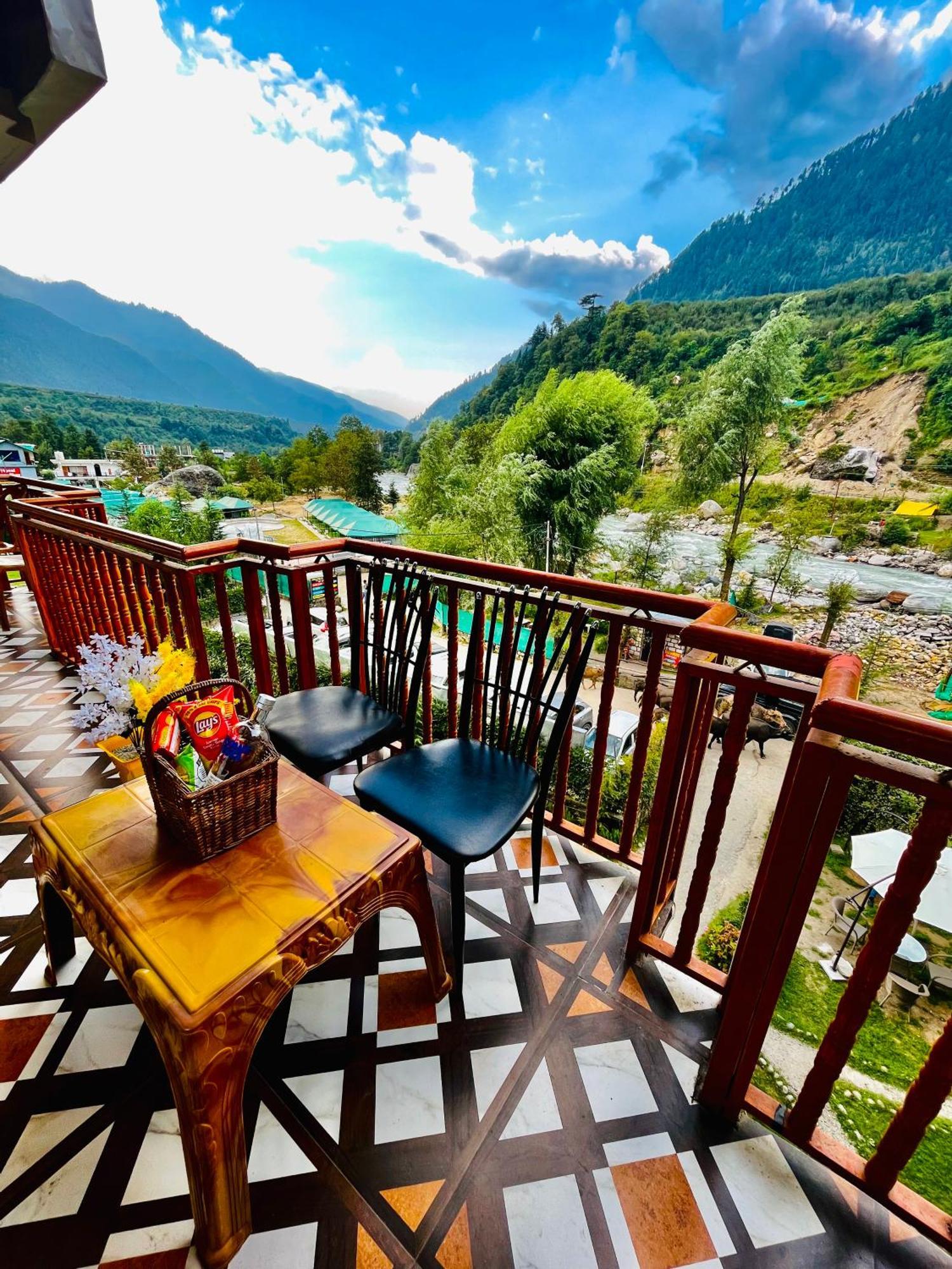 Himalayan Riverside Resort, Manali Dış mekan fotoğraf