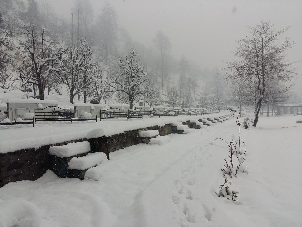 Himalayan Riverside Resort, Manali Dış mekan fotoğraf